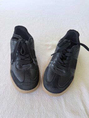 Gef France Kids Black Casual Sneakers Gum Sole US 2.5/EU 34 Youth Lace-Up Shoes